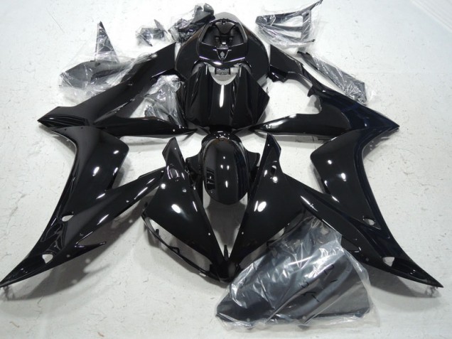 Carenado & Plástico Moto R1 2004-2006 - Negro Carenado & Plástico Moto R1 2004-2006 - Negro